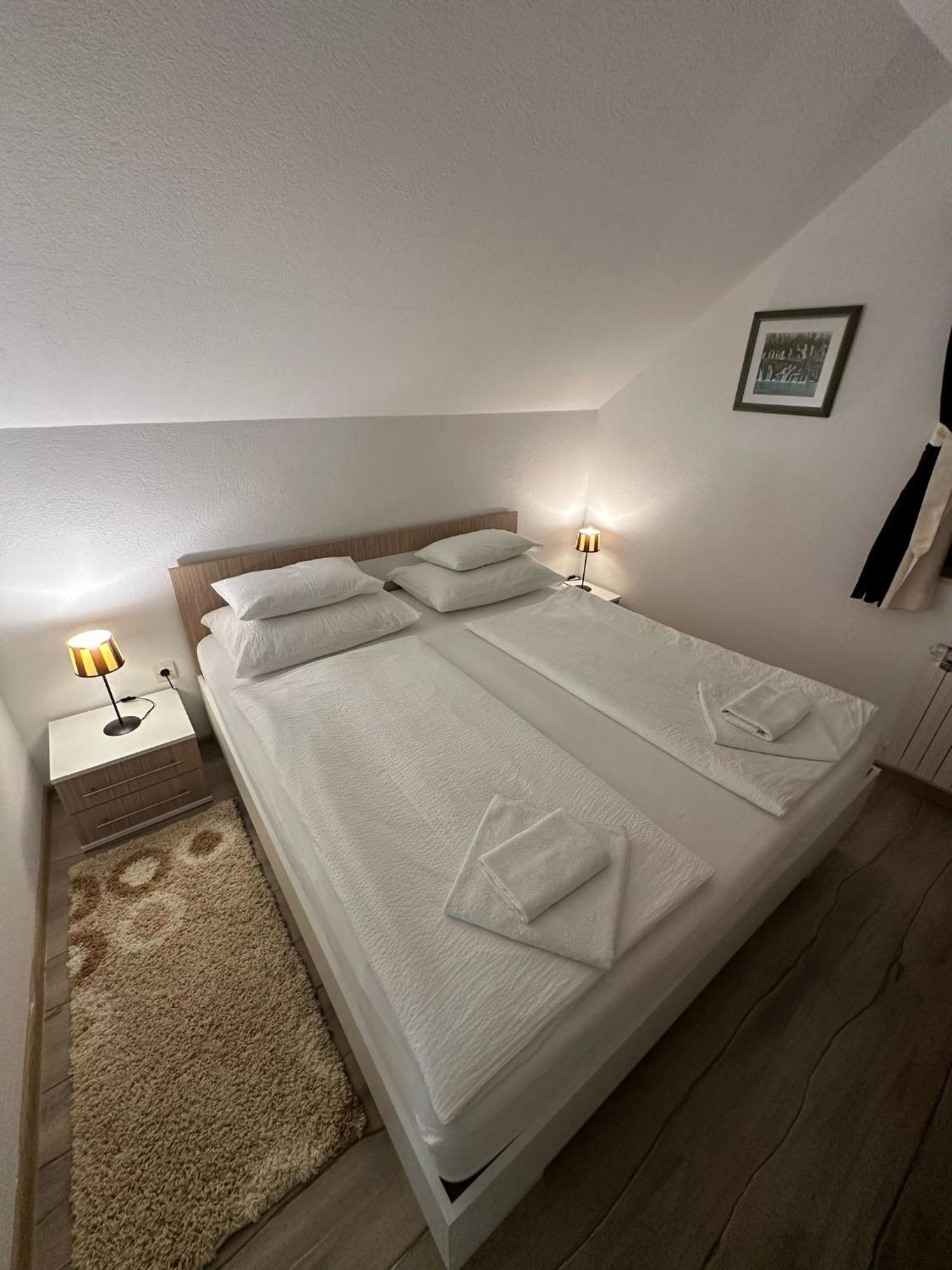 Apartment Rosandic Smoljanac Exteriör bild